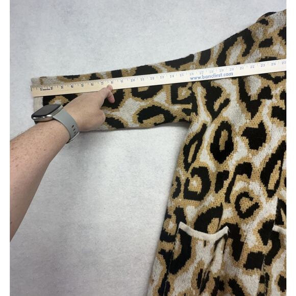 Anthropologie Maeve Cardigan Womens Size Medium Open Oversized Leopard Knit - Picture 7 of 8